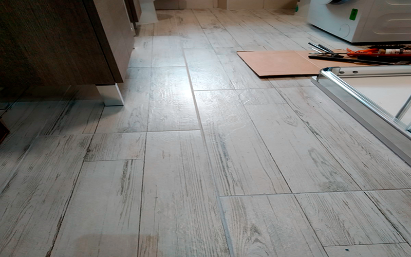<b>Ditta Edile</b> specializzata in pavimentazioni, rivestimenti, posa piastrelle interno/esterno a Roma